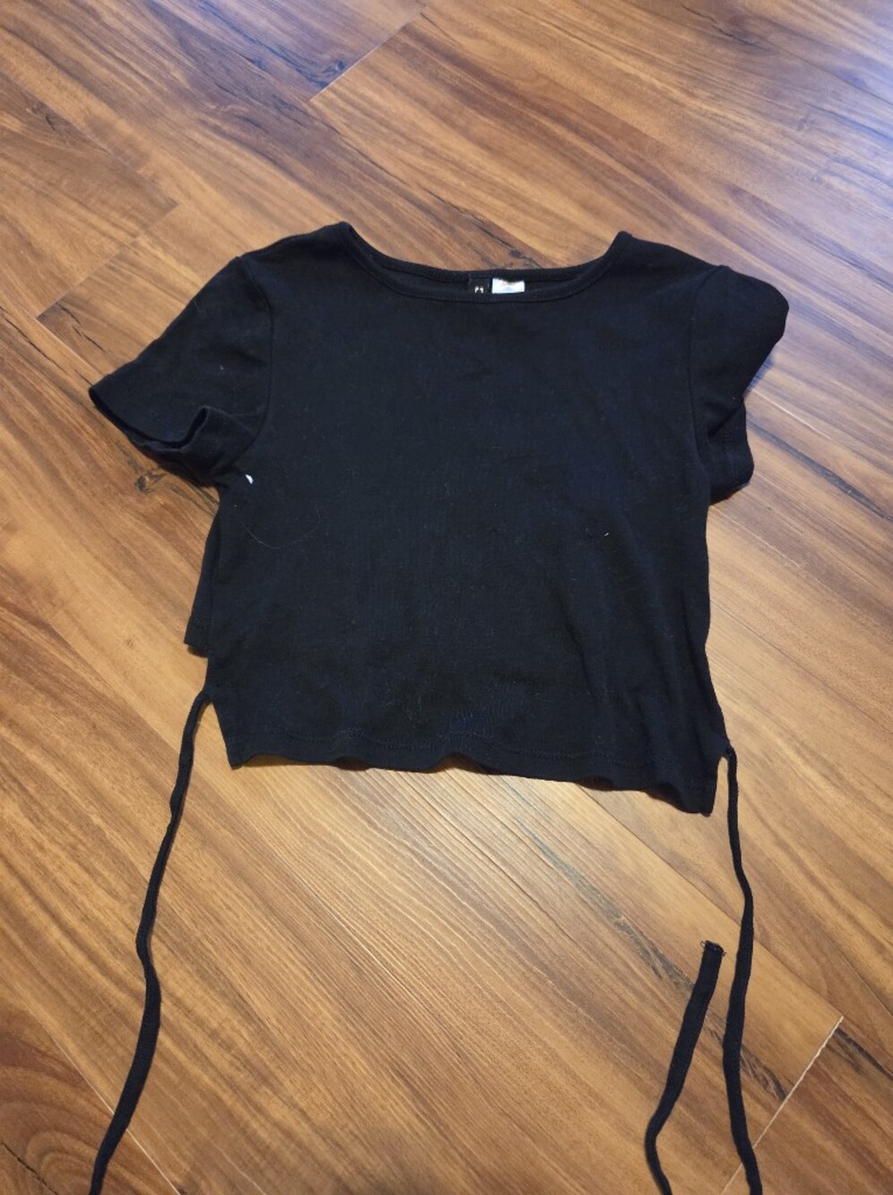 Divided Black Short Sleeve Crop Tee
